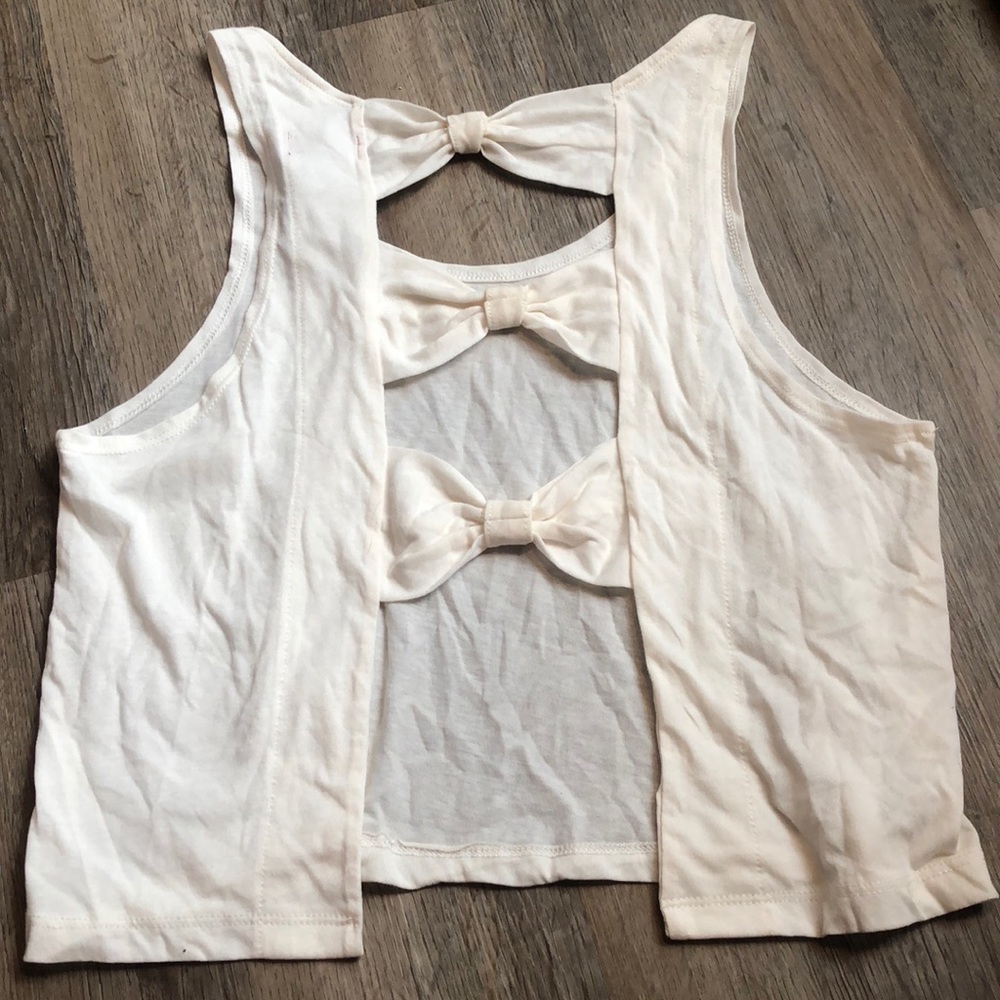 NWT Bow back top
